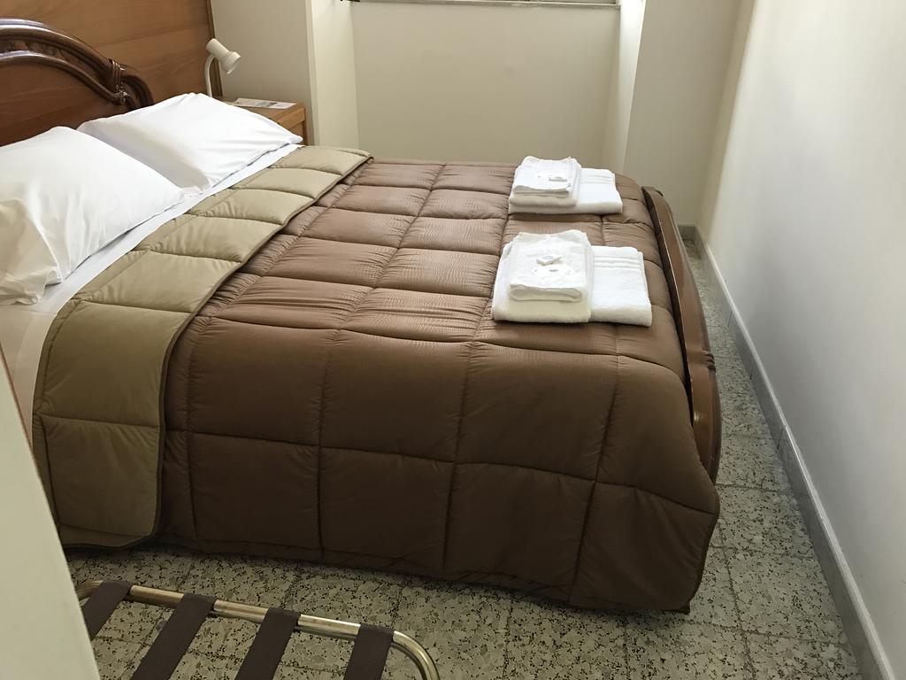 Hotel Casa San Tommaso Linguaglossa Zimmer foto